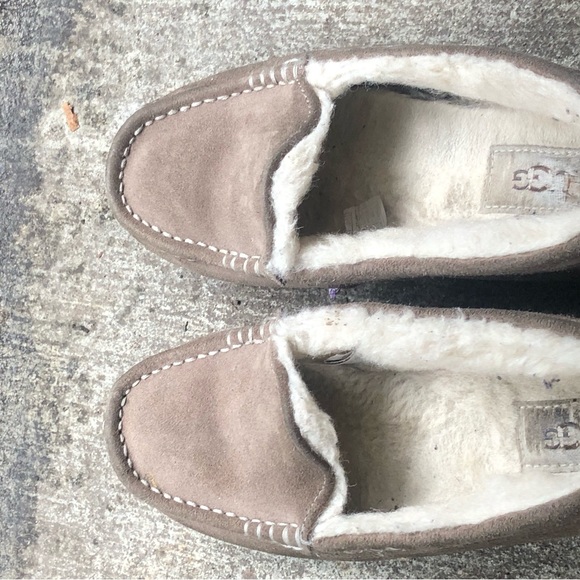 UGG Ansley Grey Women's Suede Indoor/Outdoor Moccasin Slippers Size 7 - Picture 6 of 9
